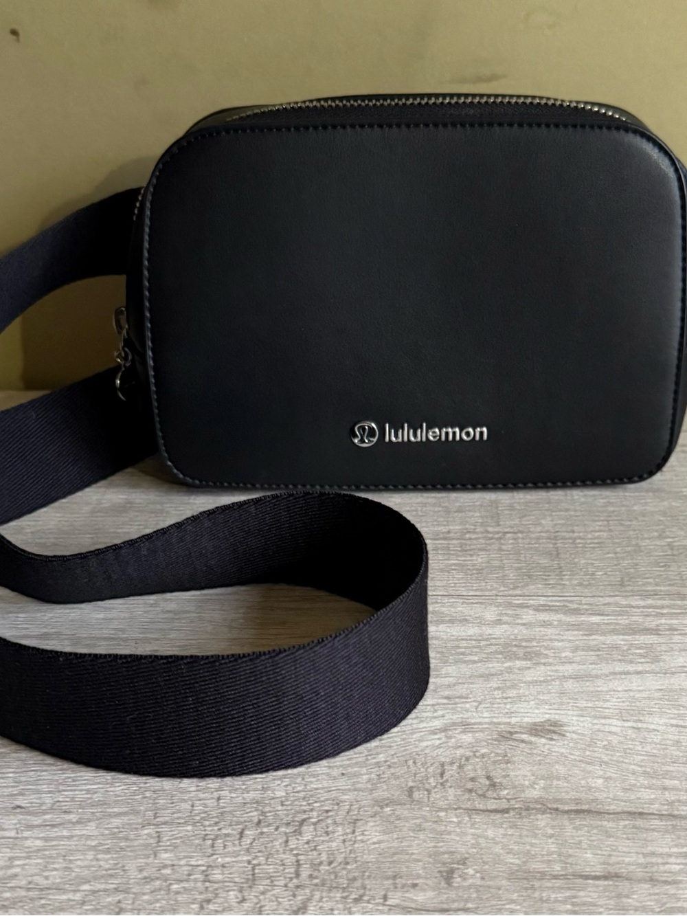 NWOT Lululemon Everywhere Belt Crossbody Bag 1L Black